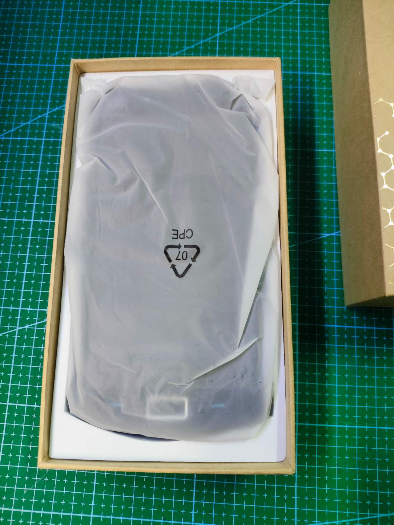 HIKMICRO HM-TJ61B-3AF Handheld Temperature Measurement Terminal - main product photo