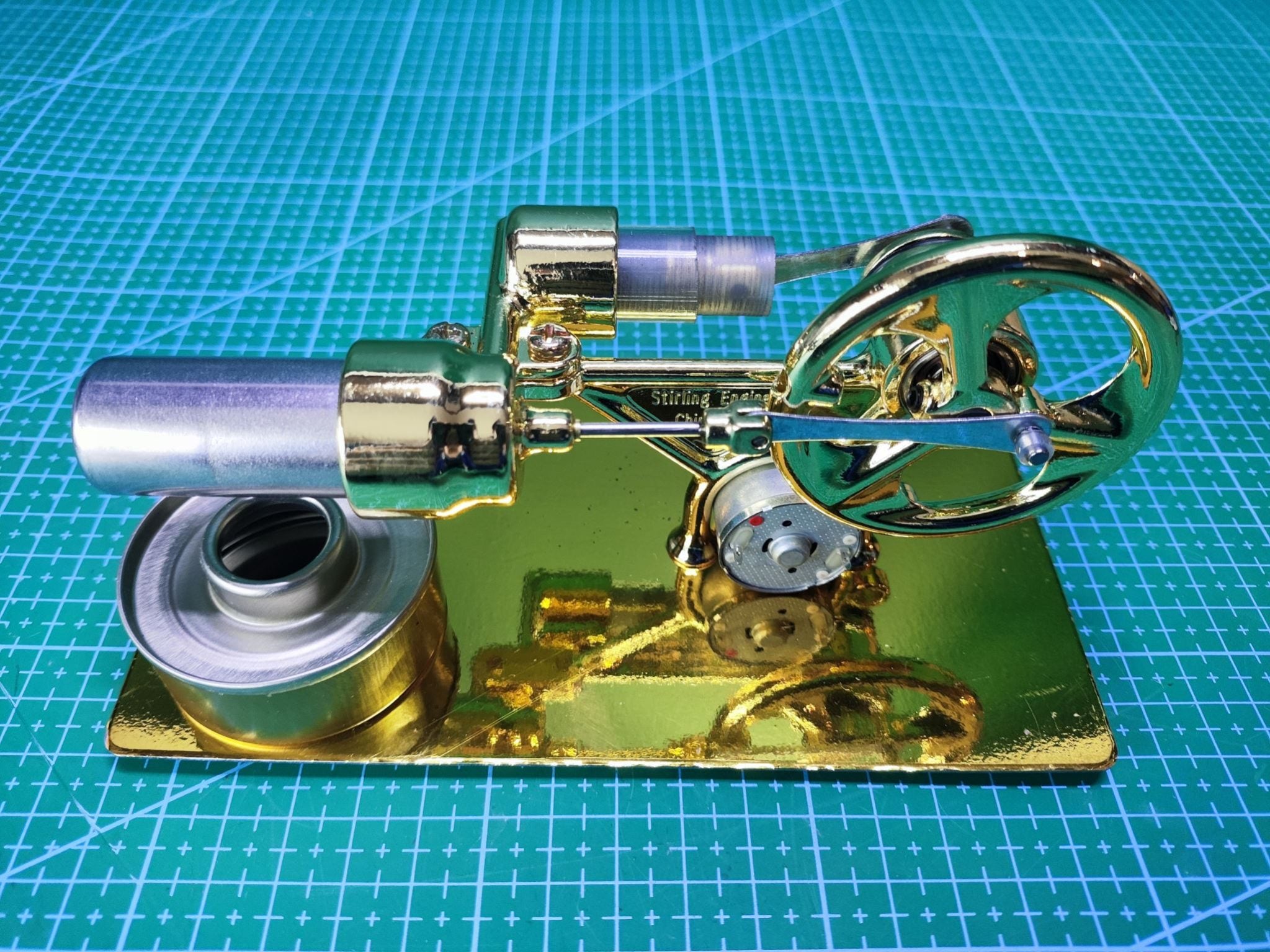Hot Air Stirling Engine Experiment Model - Educational Mini Motor - included item or label detail