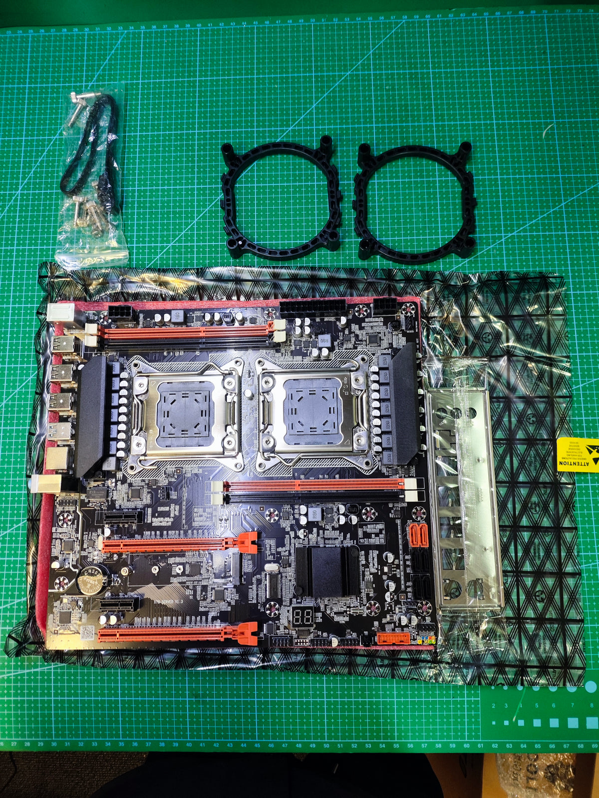 X79 Dual CPU Motherboard LGA2011 DDR3 ECC for E5 / V2 CPUs