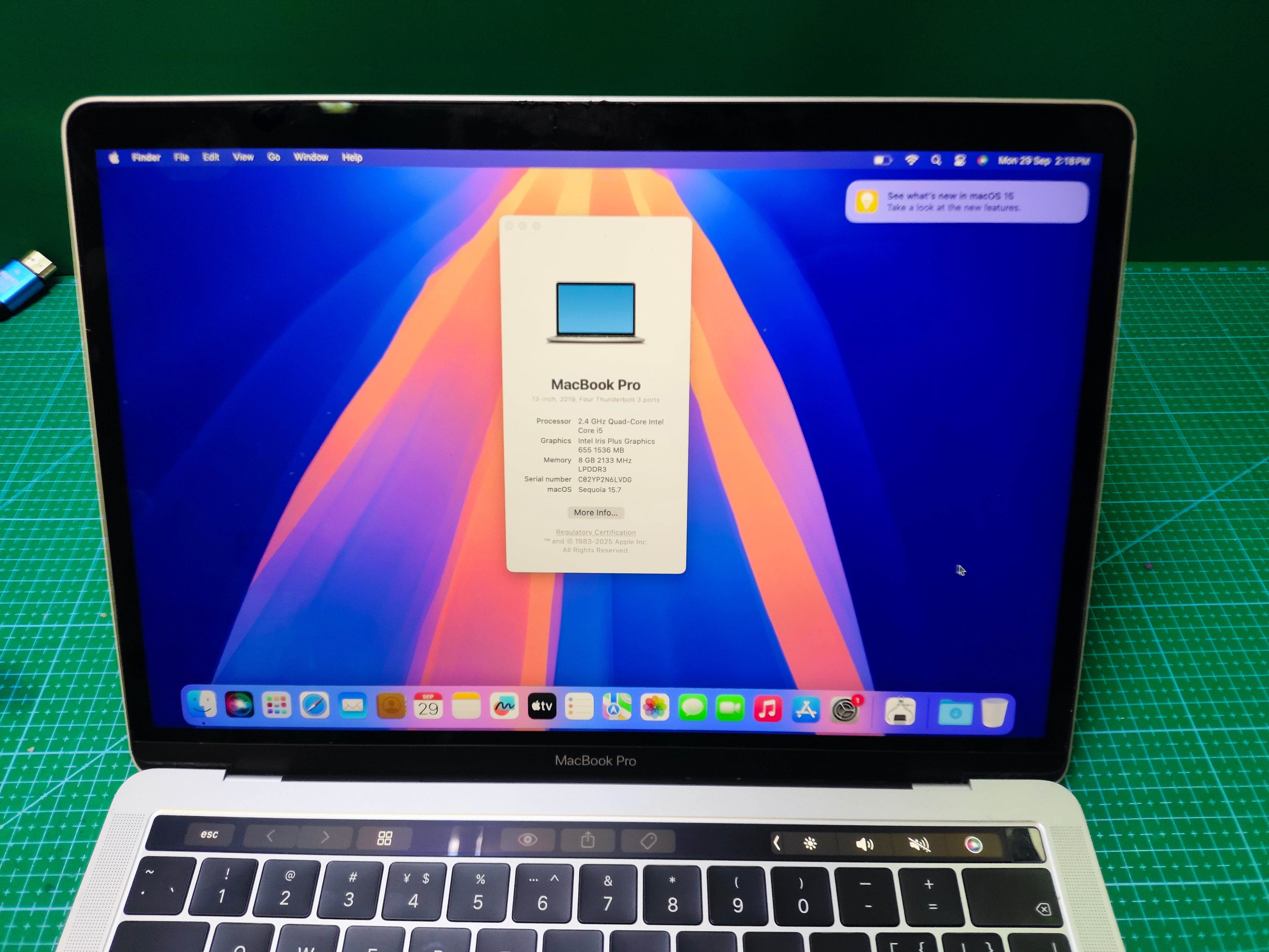 MacBook Pro 13 inch 2019 256GB 8GB RAM Silver A1989 - Used - additional detail photo 9