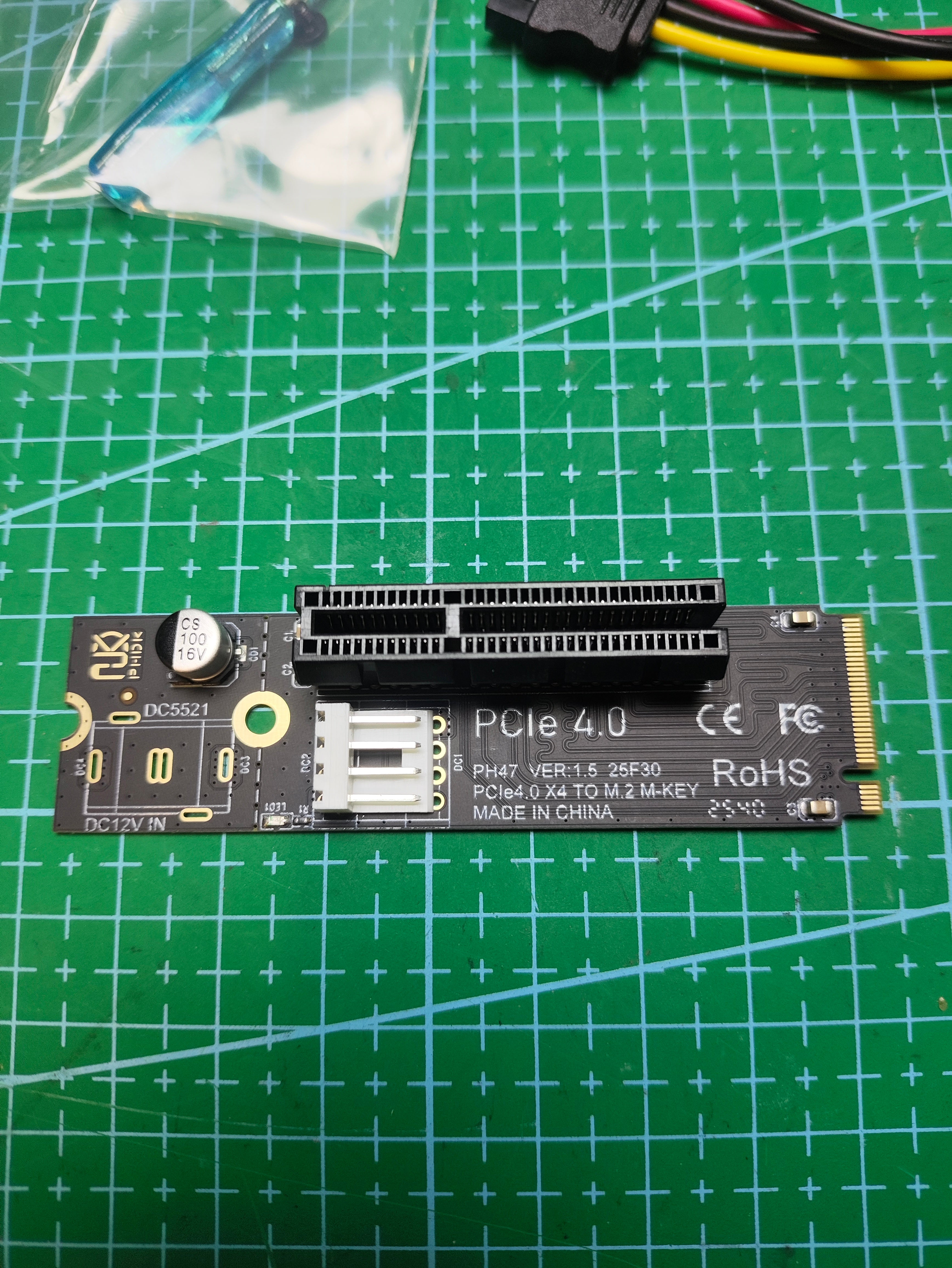 M.2 NVMe SSD to PCIe 4.0 x4 Adapter Card - additional detail photo 4